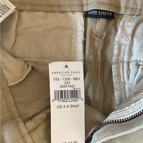 American Eagle ladies khakis 4x-short - Picture 5 of 5